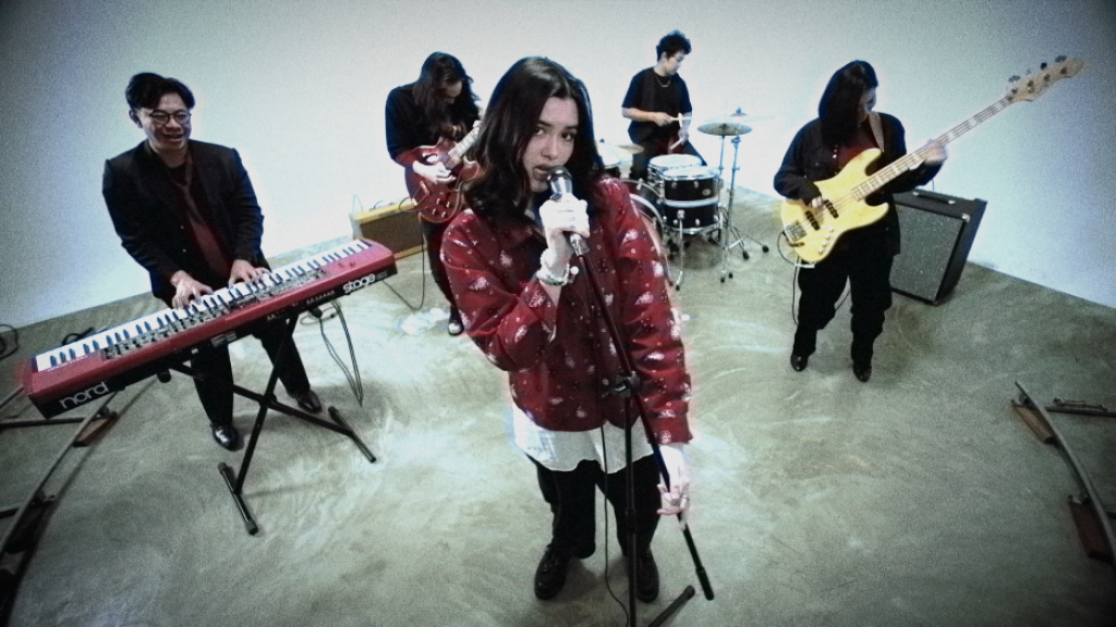 SAMMii ศิลปิน GEN Z ผู้เต็มเปี่ยมด้วยความสามารถส่งซิงเกิลสากลเพลงแรก “Making Me Sick!” มาพร้อมซาวด์ดนตรีติดหู