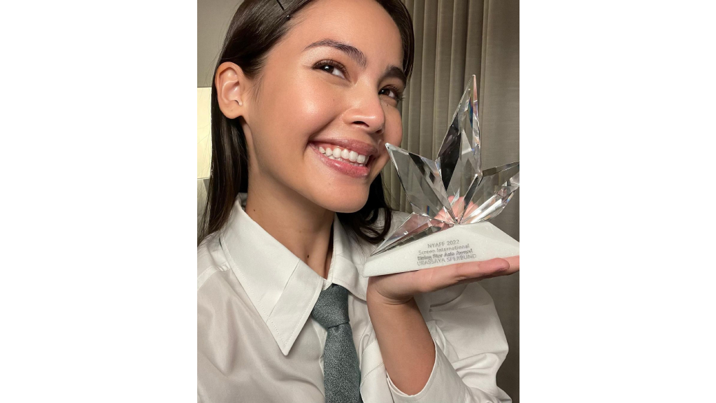 “ญาญ่า อุรัสยา” บินลัดฟ้าคว้ารางวัล “Screen International Rising Star Asia Award” จากงาน “New York Asian Film Festival”