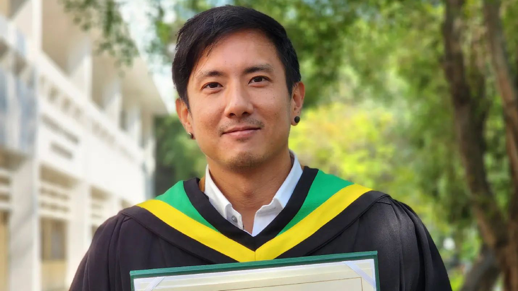 สิงห์ วรรณสิงห์ จบการศึกษาปริญญาโท ด้านการจัดการขยะพลาสติกในทะเล เตรียมลุยโครงการเพื่อสิ่งแวดล้อม