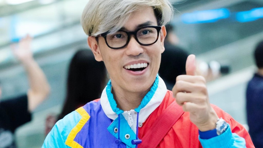 เอ๊ะ ละอองฟอง ประสบอุบัติเหตุจักรยานล้ม! ตรวจร่างกายพบเลือดออกในสมอง กระดูกหัก และมีบาดแผลหลายจุด-พ้นขีดอันตรายแล้ว