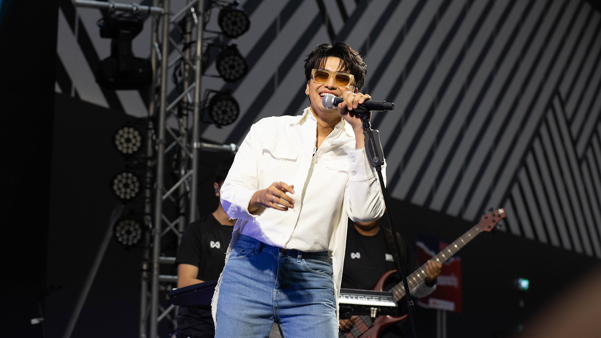 "NONT TANONT BIRTHDAY SPORT PARTY" แฟนมีตประทับใจฉลองวันเกิดในแบบกีฬาสี