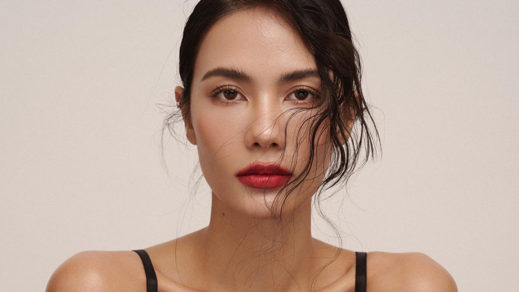 น้ำตาล ชลิตา ยังไม่พร้อมตอบปมคุณพ่อให้สัมภาษณ์ ‘ไม่เคยทอดทิ้งเมีย-ลูก’ เพราะเป็นเรื่องที่ต้องทำความเข้าใจในครอบครัวก่อน