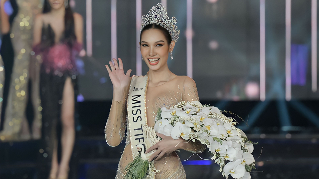 แสดงความยินดีกับ กวาง อริสรา คว้าตำแหน่ง Miss Tiffany 2022 ควบรางวัลขวัญใจช่างภาพสื่อมวลชน