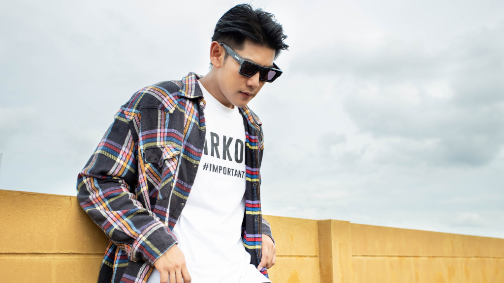 GENO The Snack ศิลปินเดี่ยวจากค่าย PROMBUAK หยิบประสบการณ์จริงเจ็บจี๊ดแต่งเป็นเพลง ‘หวัดดีเธอ’