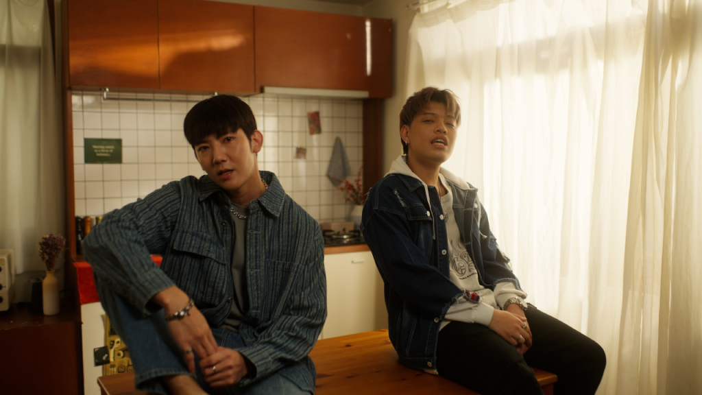 Zentyarb ชวน โทโมะ K-OTIC ไอดอลวัยเด็กร่วมงานในซิงเกิลใหม่ ‘คนบนจอ’ แม้โอกาสน้อยแต่ก็ยังรอคอยที่จะได้รักเธอ